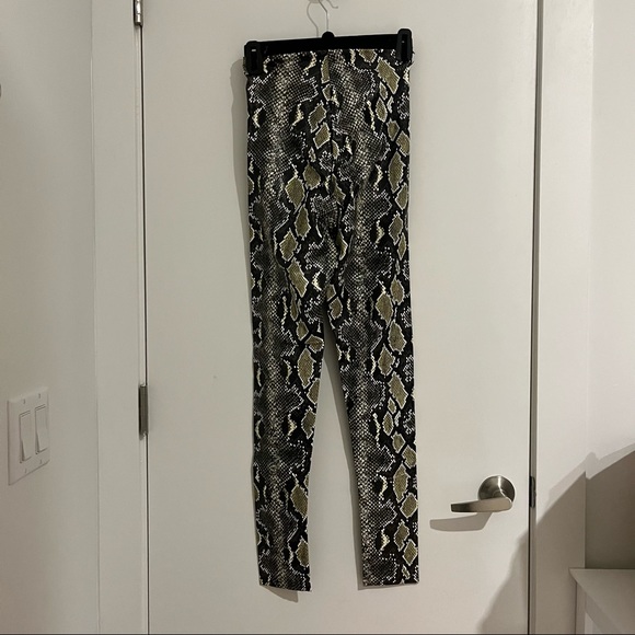 Commando Faux Leather Snakeskin Leggings in Color Olive Snake - Picture 5 of 5